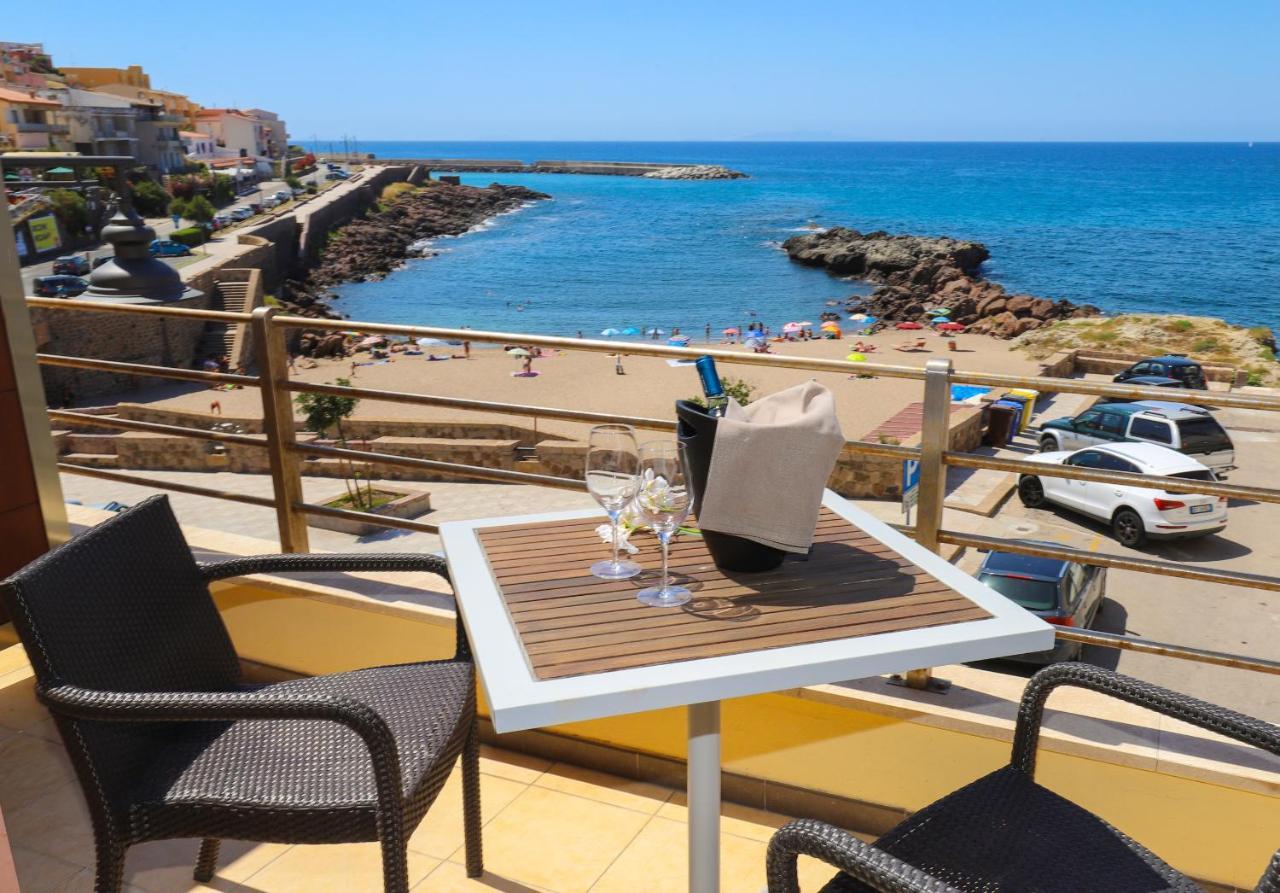 Janus Hotel Castelsardo Kültér fotó